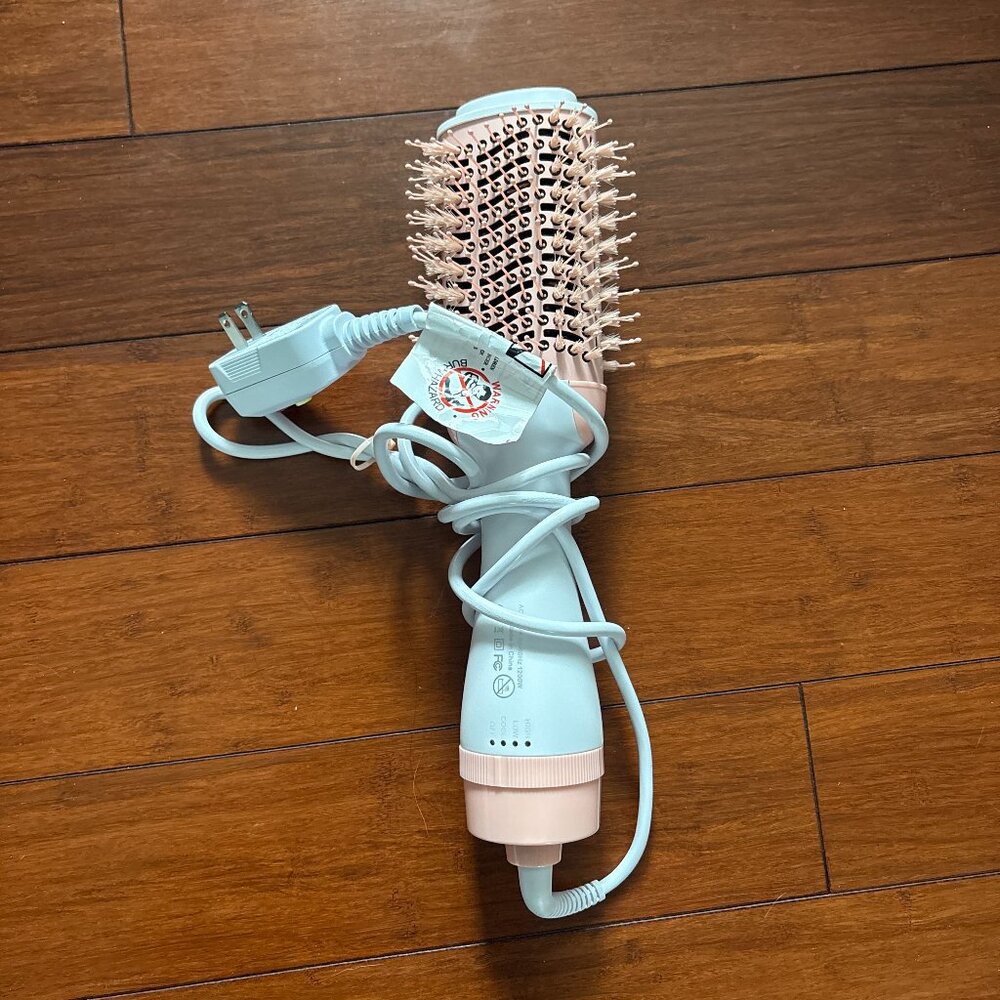 Insert Name Here Hair Blowout Brush